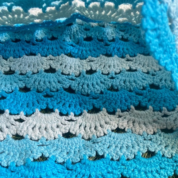 Crotchet Halter Top - Picture 7 of 15